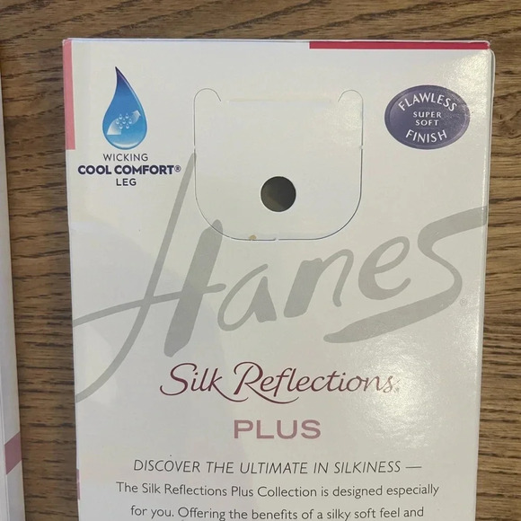 Hanes 2-Pack Knee Highs Silk Reflections Silky Sheer Enhanced Toe Cool Comfort - Picture 5 of 6